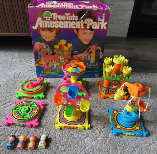 Vintage toy tree tots family - vintage,